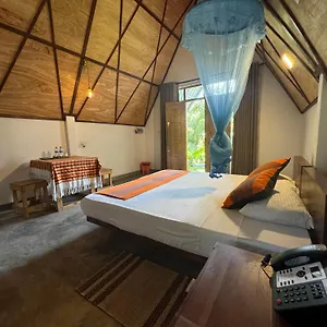 Hotel Steps Garden, Negombo
